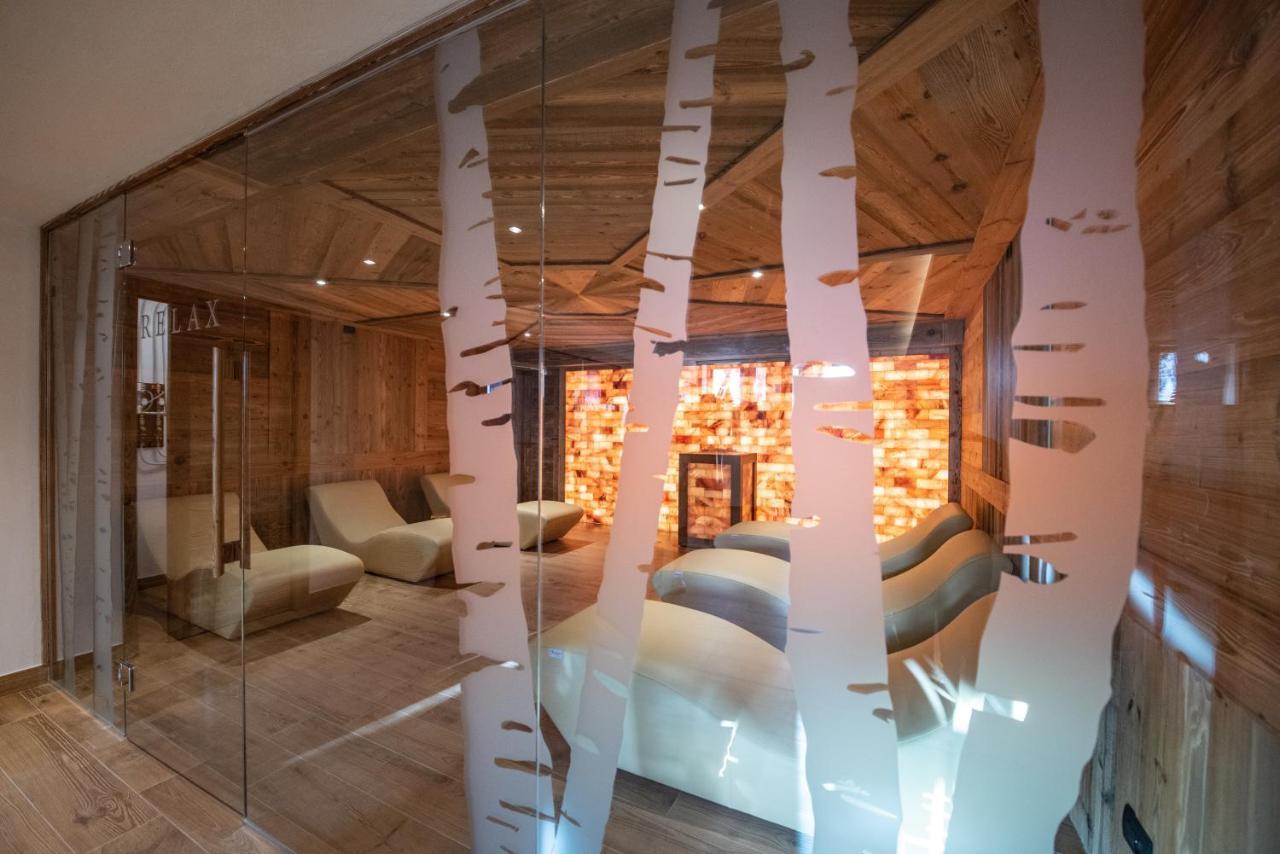 Hotel La Rouja Champoluc Luaran gambar