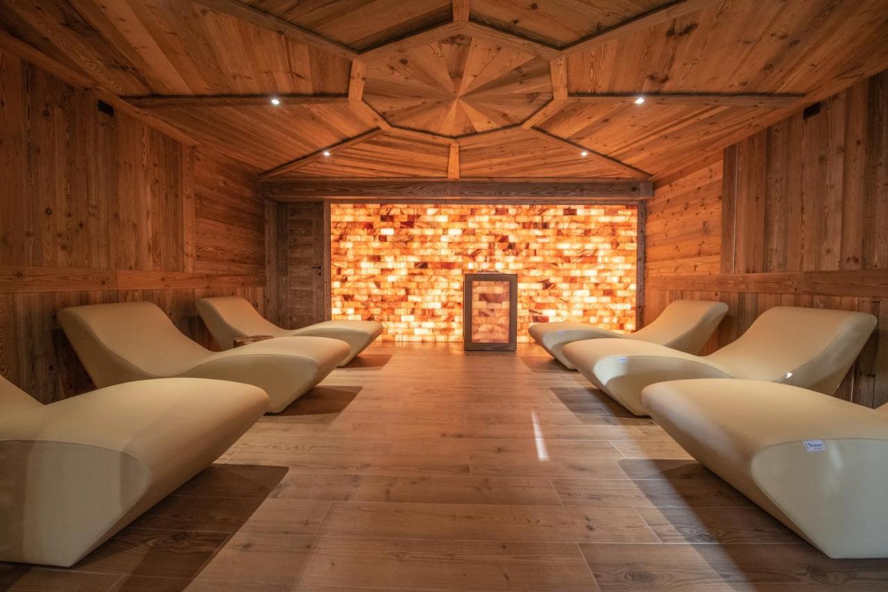 Hotel La Rouja Champoluc Luaran gambar