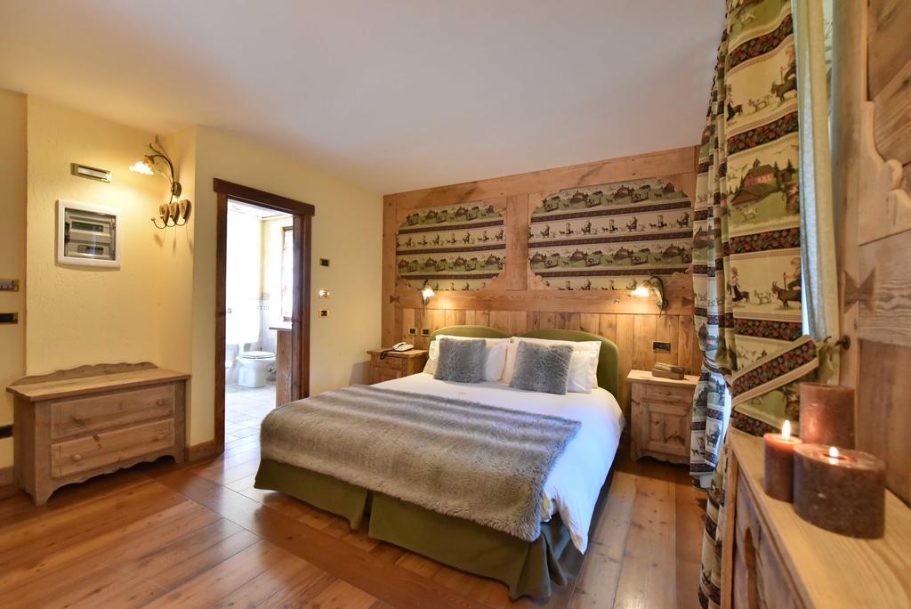 Hotel La Rouja Champoluc Luaran gambar