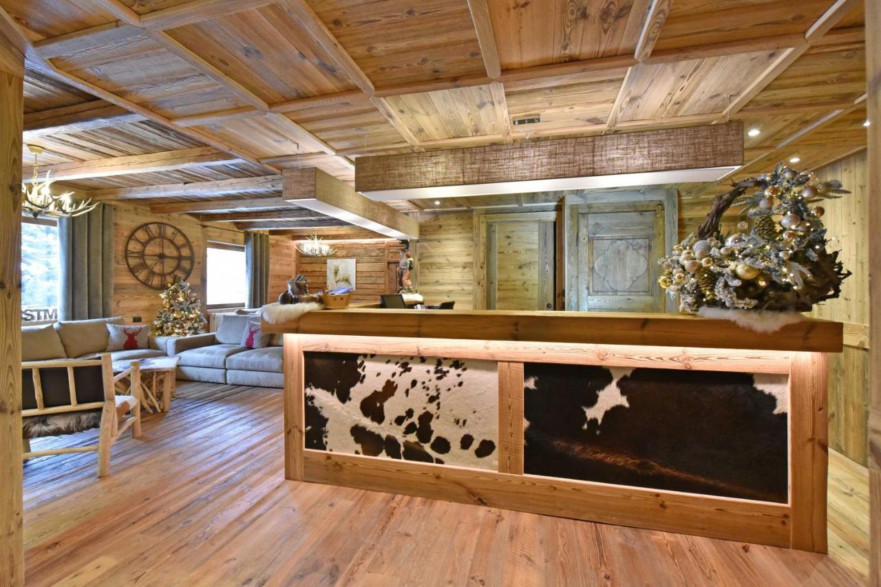 Hotel La Rouja Champoluc Luaran gambar